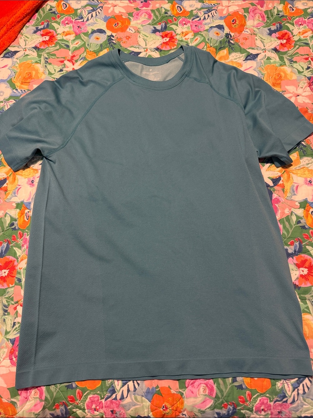 Fabletics Men's Short-Sleeve Active Tee in Teal Blue